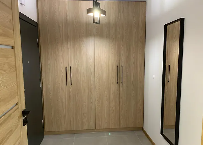 Apartament Powstancow Warszawy 4E #Free Parking